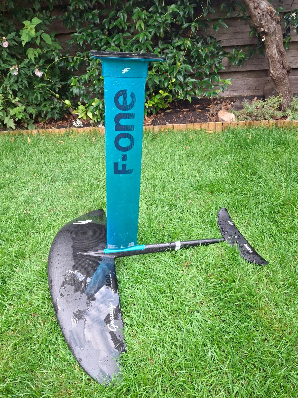 F‑One Gravity 1800 Carbon Foil in goede staat, Ophalen, Wingsurf-hydrofoil