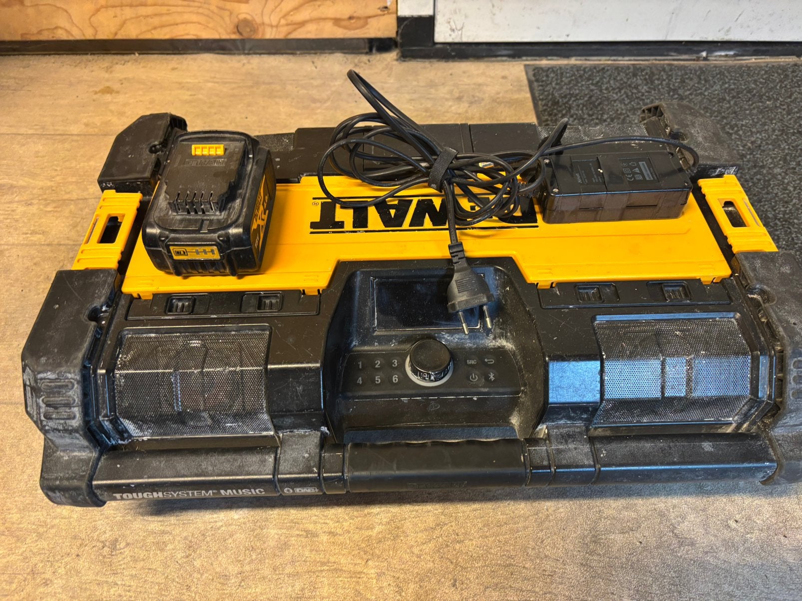 DeWalt bouwradio, Ophalen of Verzenden, Gebruikt, Overige typen, DeWalt