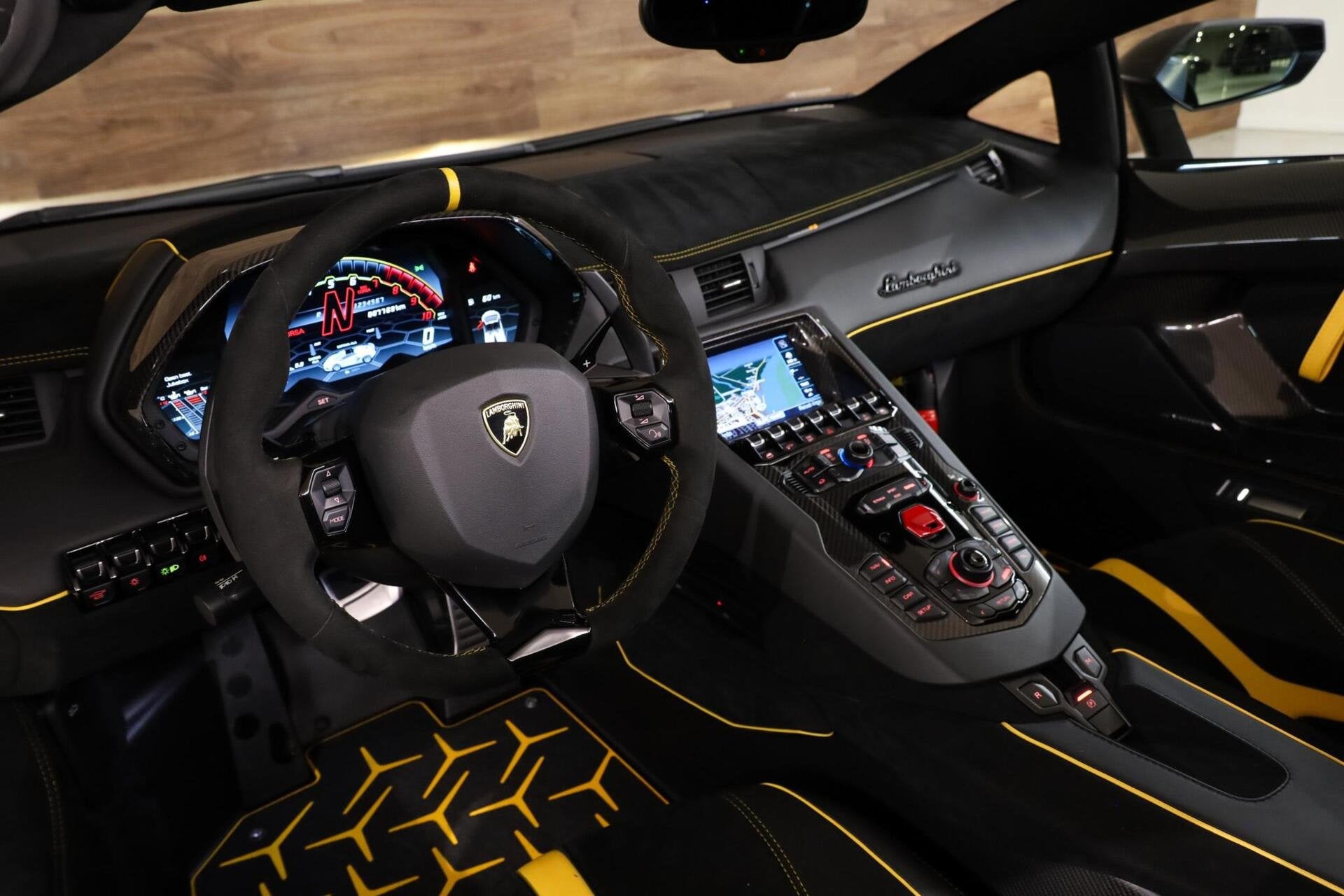 Lamborghini Aventador 6.5 V12 SVJ Roadster|Full Novitec|XPEL, Auto's, Dealer onderhouden, Gebruikt, Alcantara, Zwart