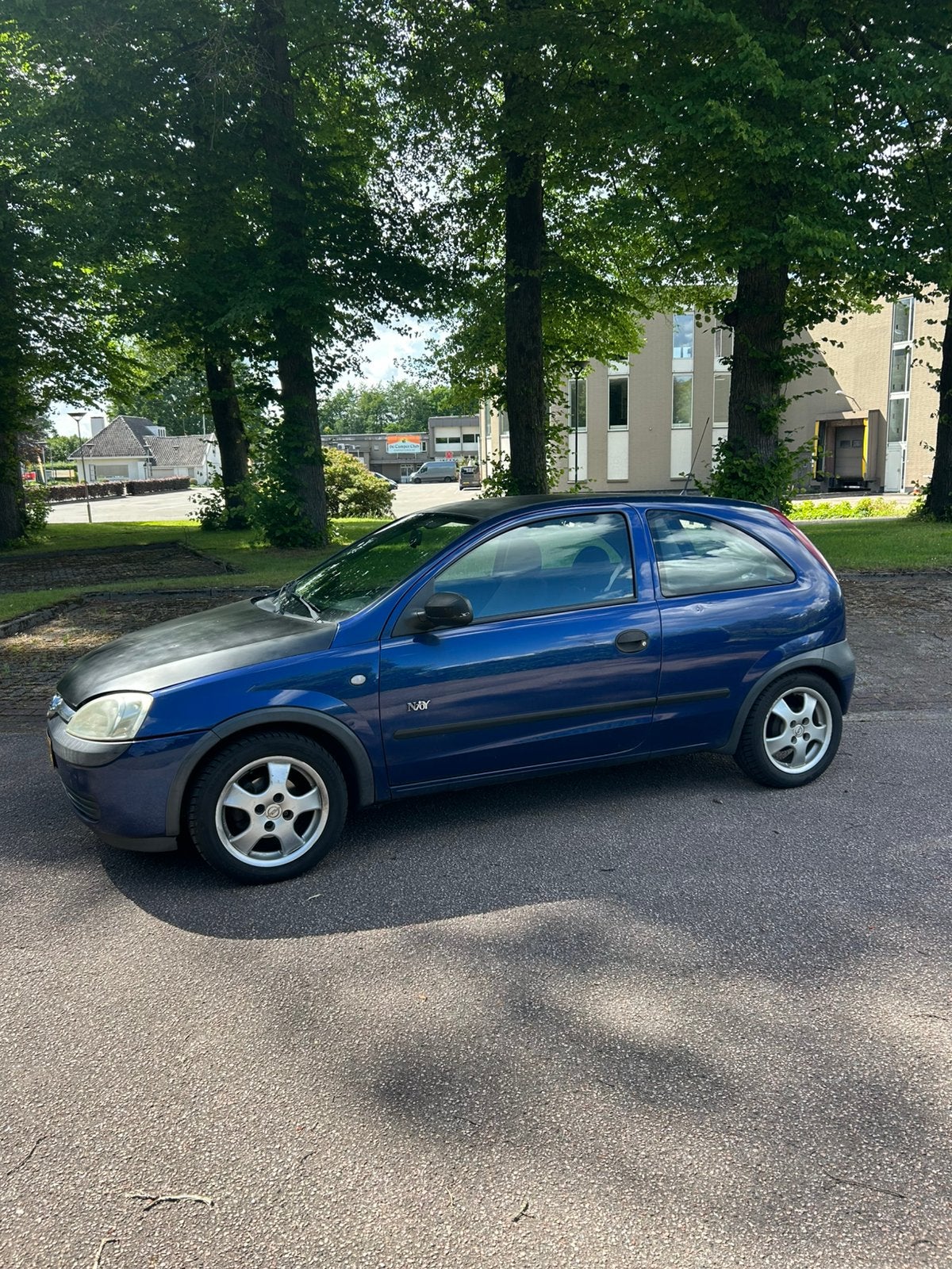 Opel Corsa 1.2 16V 3D 2004 Blauw, Auto's, Voorwielaandrijving, 450 kg, 74 pk, 31 €/maand