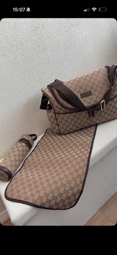 Gucci luiertas met verschoningsmatje en flessenhouder, Verzenden, Nieuw