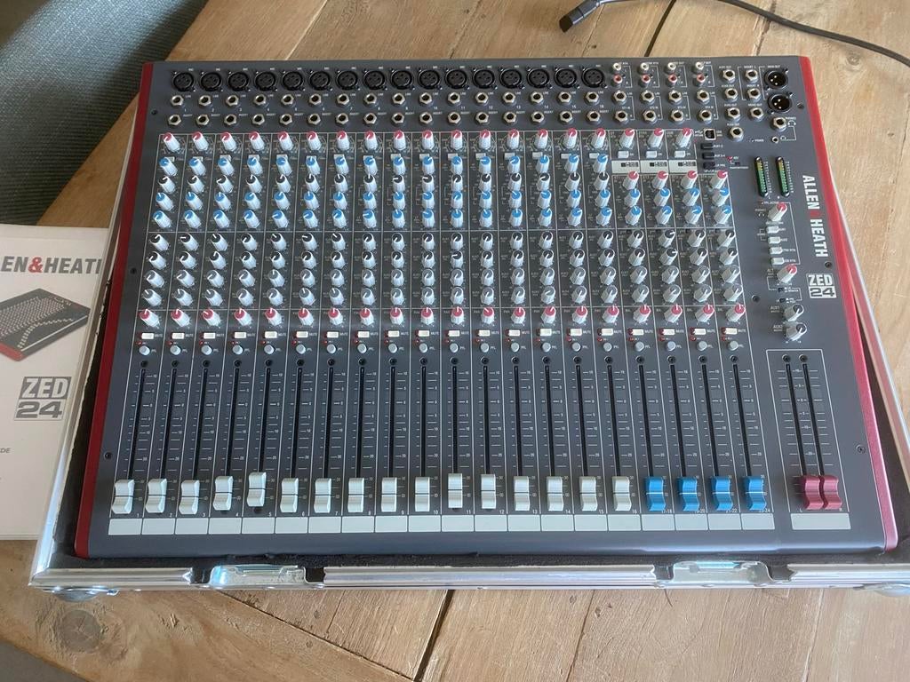 Allen & Heath ZED-24 Mengpaneel - Zo goed als nieuw, incl. c, Muziek en Instrumenten, Microfooningang, Ophalen of Verzenden, Zo goed als nieuw