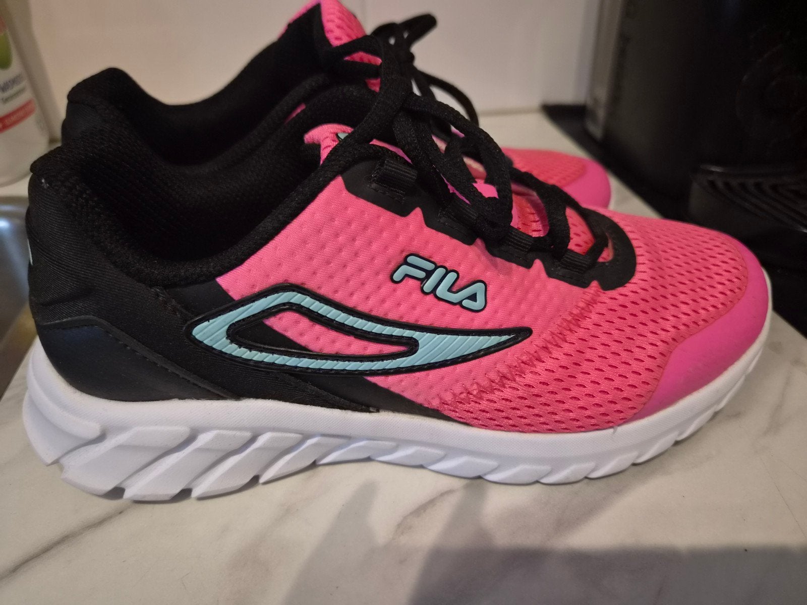 Fila sport schoen, Ophalen of Verzenden, Nieuw, Hardloopschoenen, Overige merken