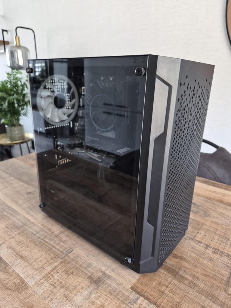 Mooie Game PC te koop - Perfect voor Gaming!, Computers en Software, Desktop Pc's, Zo goed als nieuw, Onbekend, SSD, 16 GB, Met videokaart