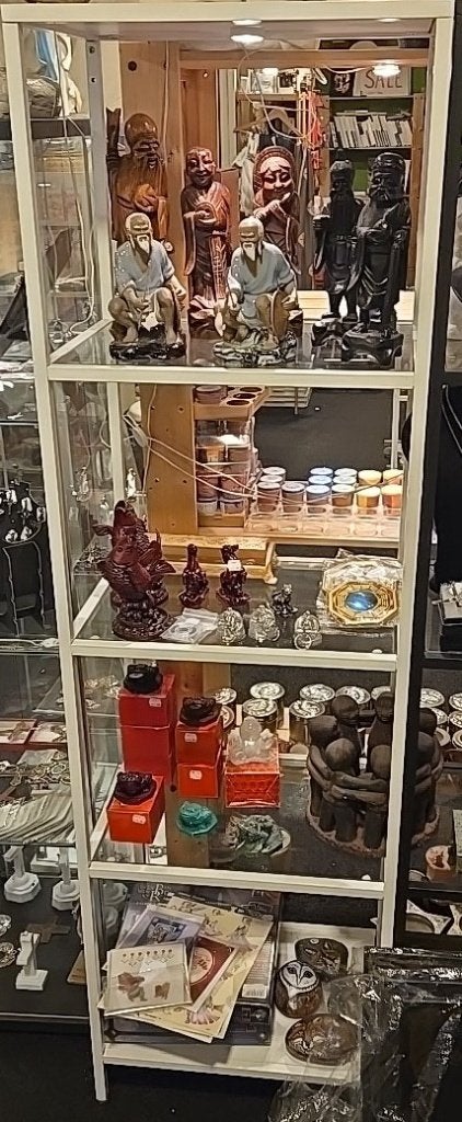Vitrine Kast 50cm Wit of Zwart, Ophalen, Met plank(en), 50 tot 100 cm, Zo goed als nieuw