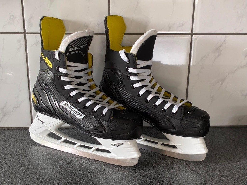 BAUER S23 IJshockey Schaatsen Maat 7 (EU 42) ALS NIEUW, Bauer, Ophalen of Verzenden, Zo goed als nieuw, IJshockeyschaatsen