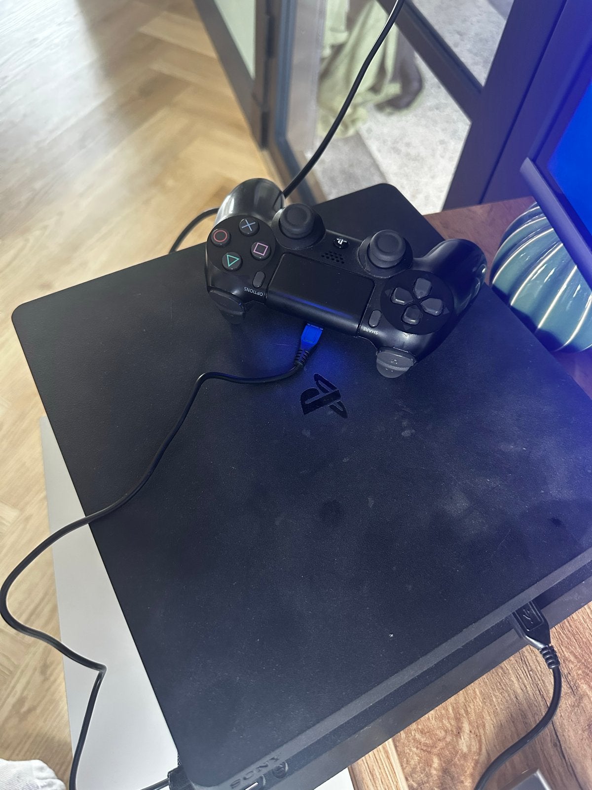 PS4 Slim met 1 controller, HDMI en voedingskabel, Ophalen, Gebruikt, Met 1 controller, Slim