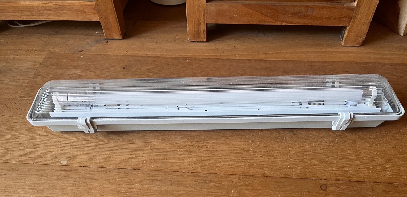 TL armatuur 70 cm incl recente ledlamp 4000K 6,6 Watt 800 Lm, Ophalen of Verzenden, Zo goed als nieuw, Minder dan 50 watt, Armatuur