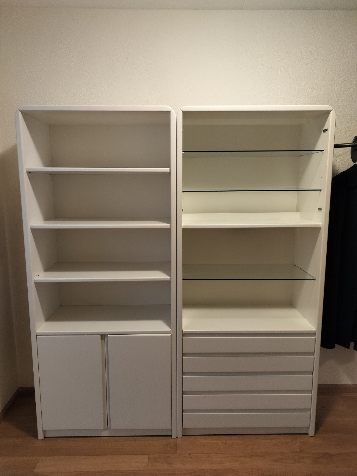 2 witte boekenkasten, Huis en Inrichting, Ophalen, Gebruikt