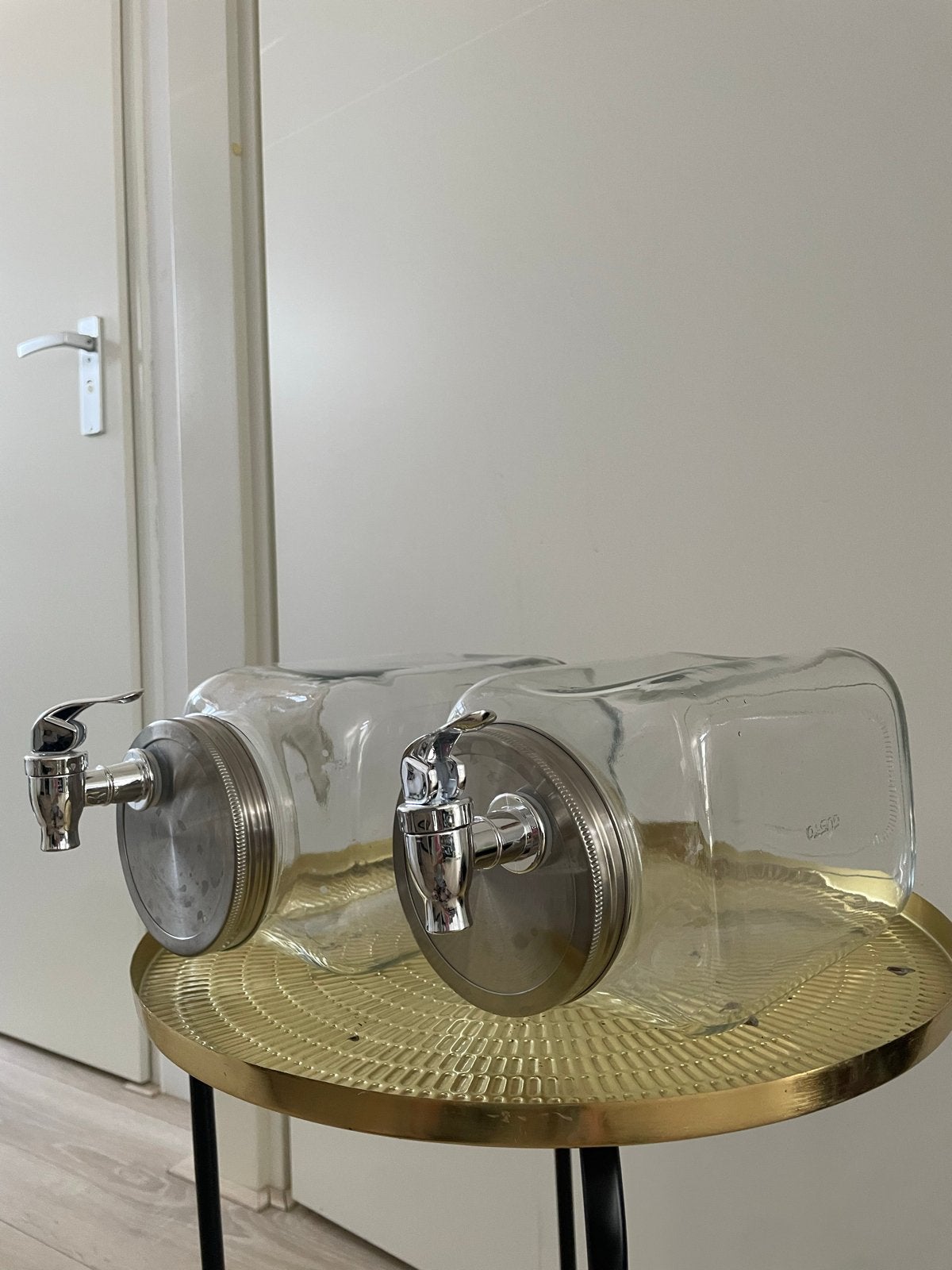 Glazen drankdispenser met kraantje (2 stuks)mat26x13cm, Ophalen of Verzenden, Zo goed als nieuw