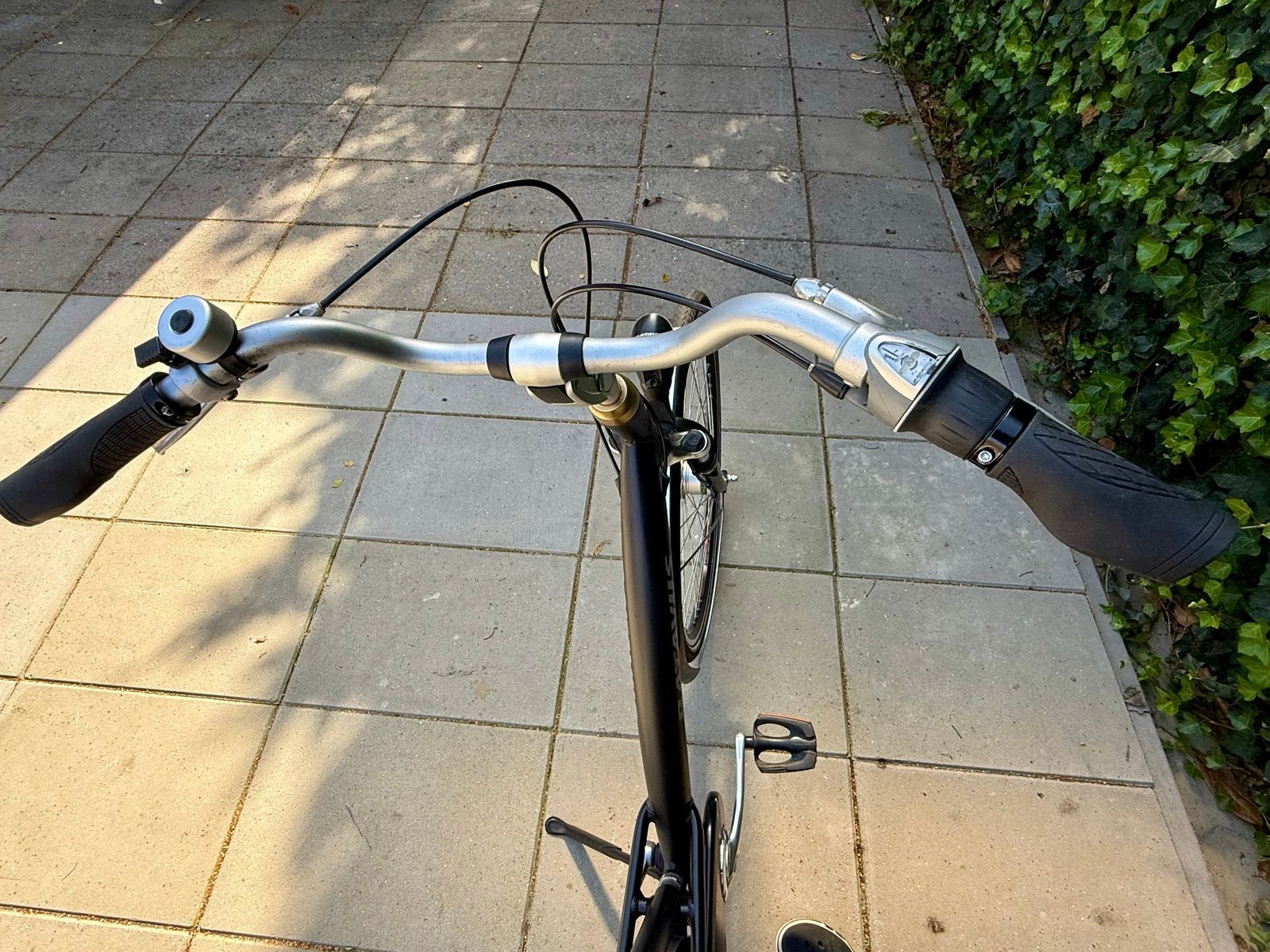 Foto 12 van Batavus SPIRIT Dames/Meiden fiets 28” NIEUWSTAAT, Frame 57cm