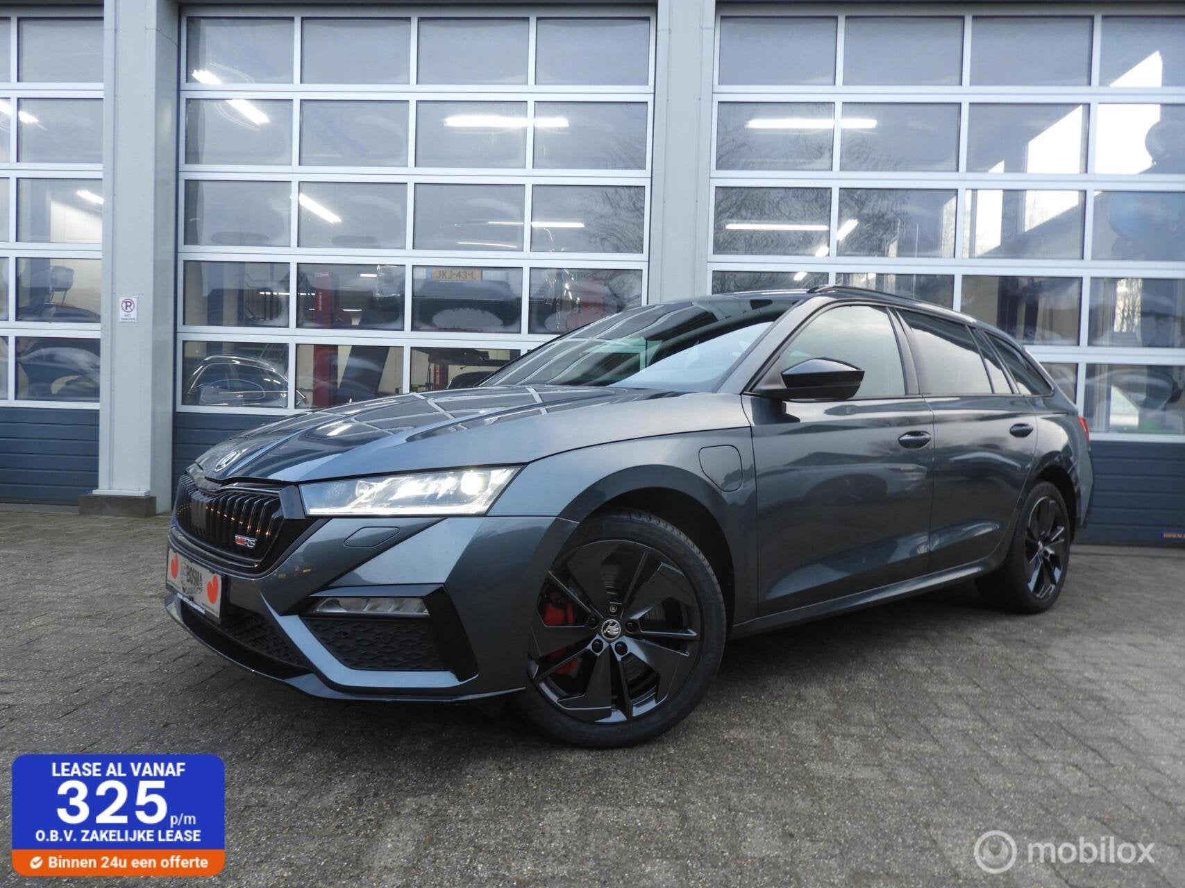 Skoda Octavia Combi 1.4 TSI iV RS, Gebruikt, Alcantara, 245 pk, Hybride Elektrisch/Benzine
