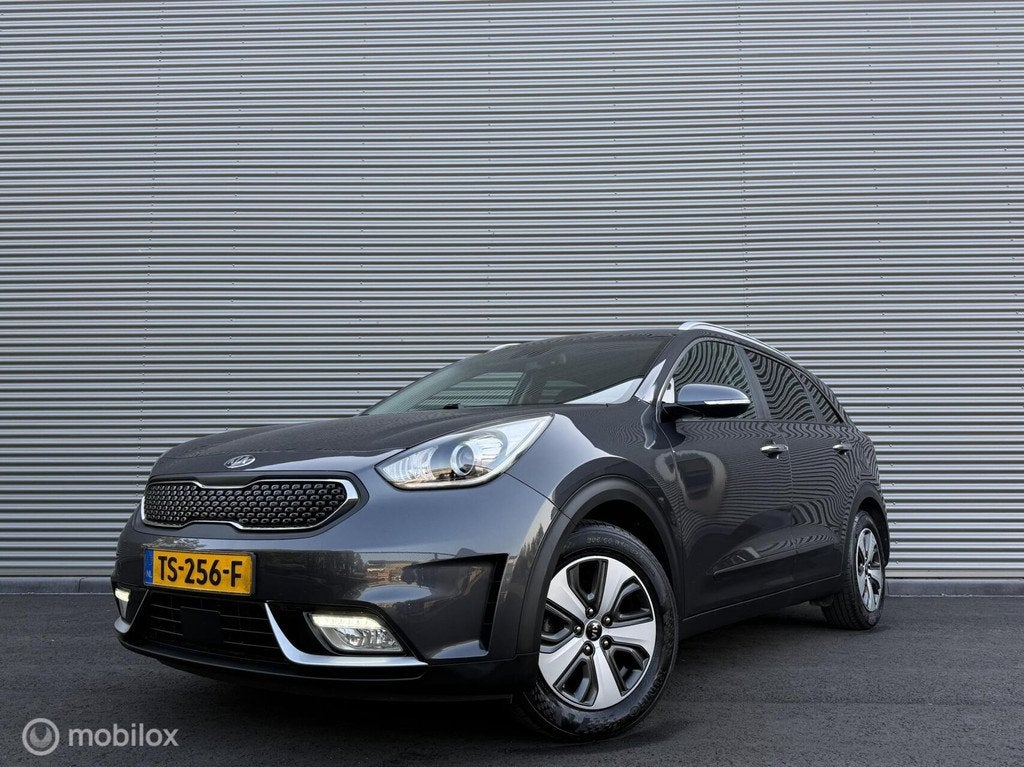Kia Niro 1.6 GDi Hybrid BusinessLine | Leer | Keyless |Camer, Gebruikt, Automatische klimaatregeling, 26 km/l, SUV of Terreinwagen