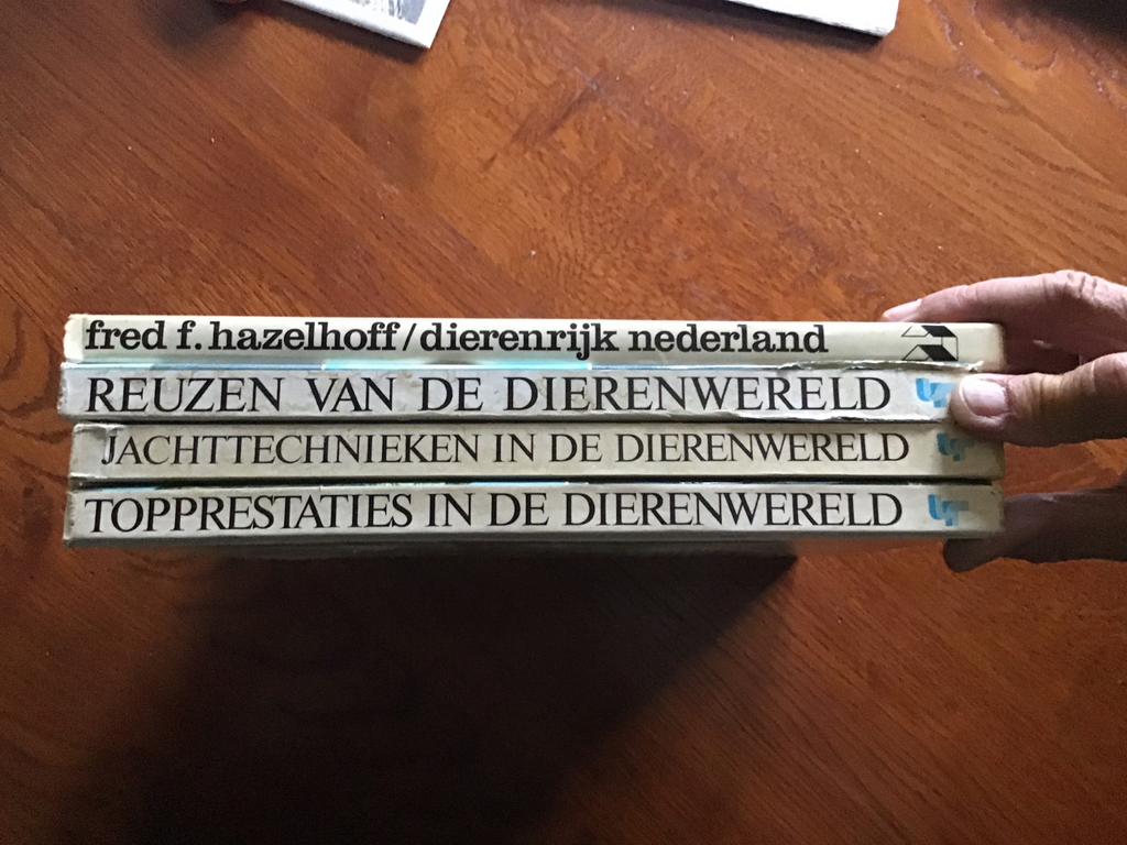 Dierenrijk Nederland - 3-delige set: Reuzen, Jacht, Topprest, Ophalen of Verzenden, Gelezen, Natuur algemeen