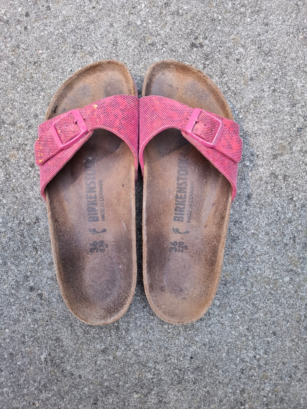 Birkenstock Madrid roze glitter slippers maat 36, Slippers, Ophalen of Verzenden, Roze, Gedragen