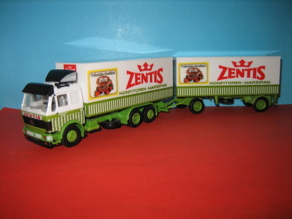 Zentis  MERCEDES  combi  Herpa, Hobby en Vrije tijd, Modelauto's | 1:87, Ophalen of Verzenden, Zo goed als nieuw, Bus of Vrachtwagen