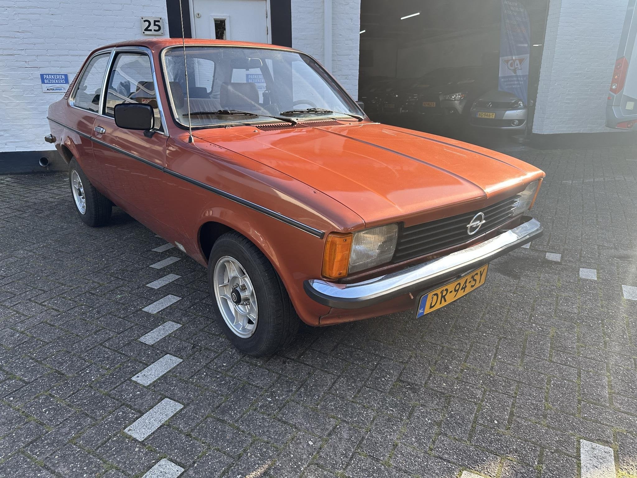 Opel Kadett 1.2N MIRO RELLEN Opel kadett zie documentaire RT, Lichtmetalen velgen, 4 cilinders, 1196 cc, Origineel Nederlands
