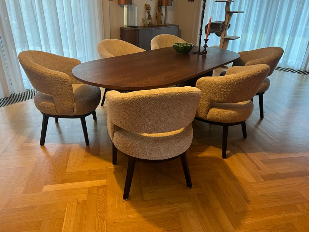 Zitmax Noten Ovale eettafel met 6 luxe Fauteuils, Ophalen, 6 tot 8 stoelen