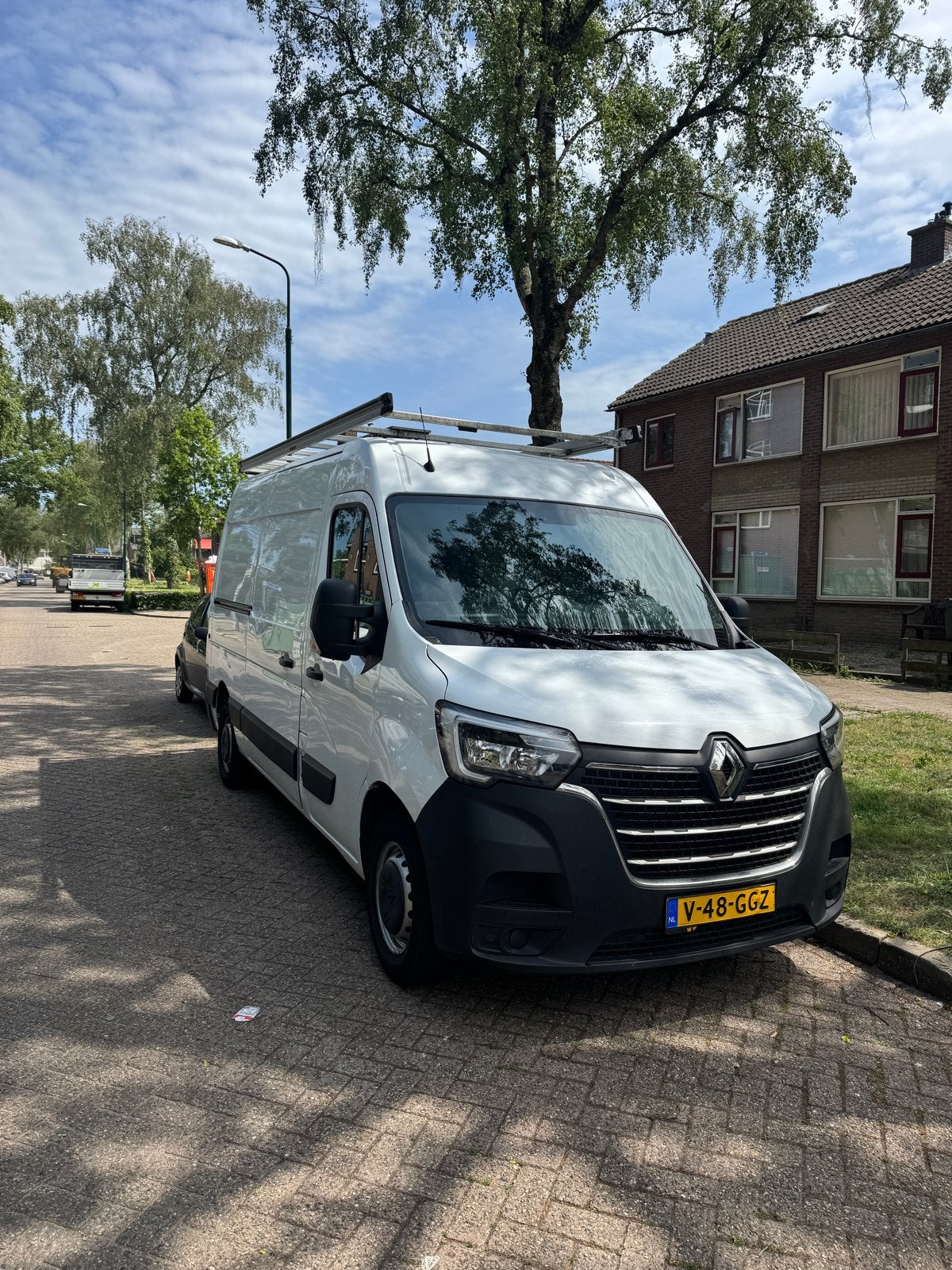 Renault Master GB 2.3 L2H3, Met imperiaal + ladder, Voorwielaandrijving, 136 pk, 4 cilinders, Renault