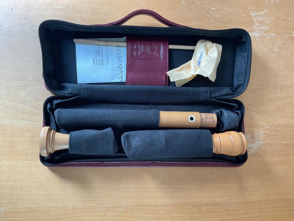 Alt blokfluit Aura BA9B buxushout, Ophalen, Zo goed als nieuw, Alt, Met koffer, hoes of etui