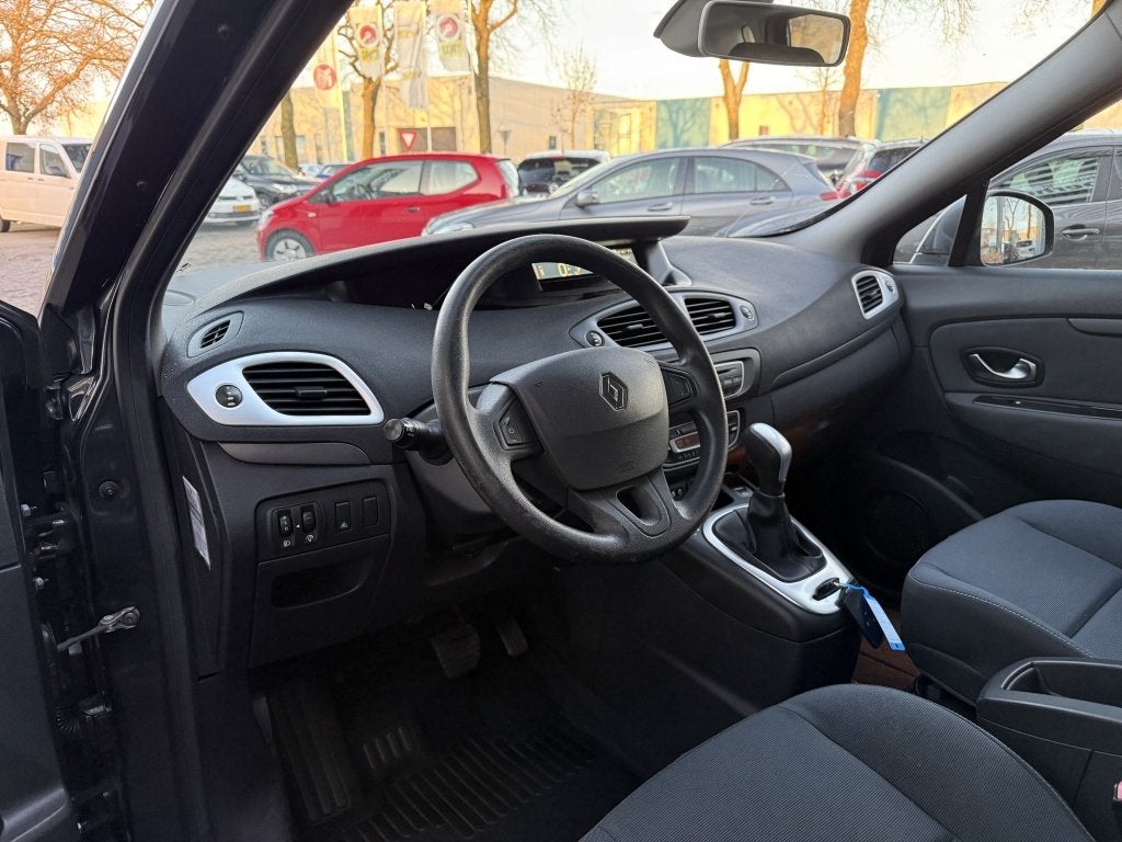 Renault Scénic 2.0 Expression (bj 2010, automaat), Gebruikt, 4 cilinders, Origineel Nederlands, Electronic Stability Program (ESP)