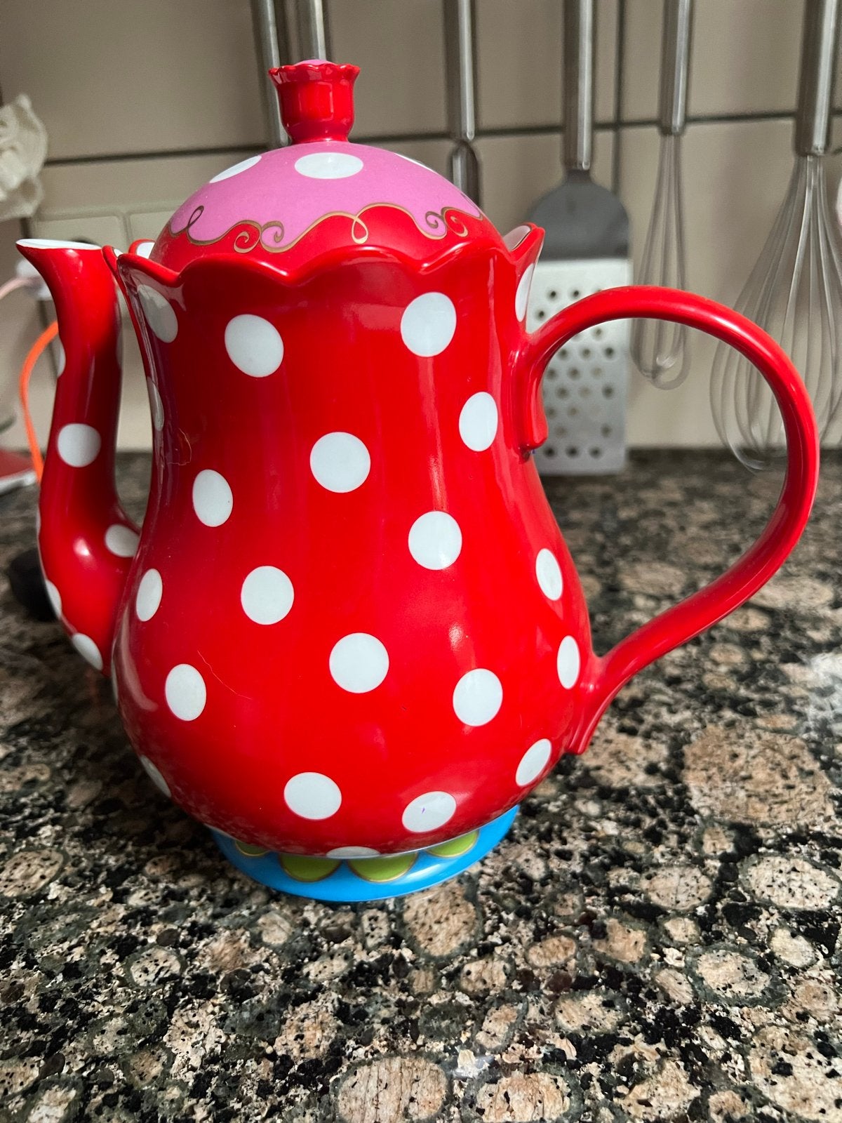 Oilily Koffiepot Rood met Witte Stippen - Uniek Design, Gebruikt, Steen/keramiek, Rood, Overige merken