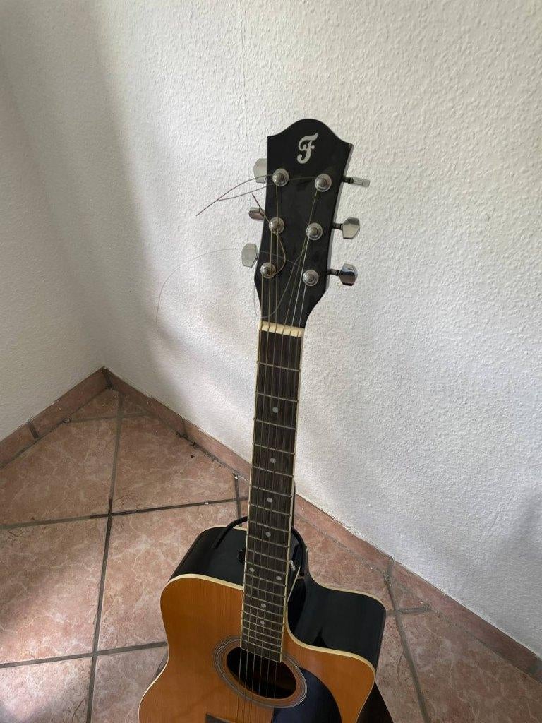Gitaar Fazley, Ophalen, Gebruikt, Klassieke of Spaanse gitaar, Met koffer