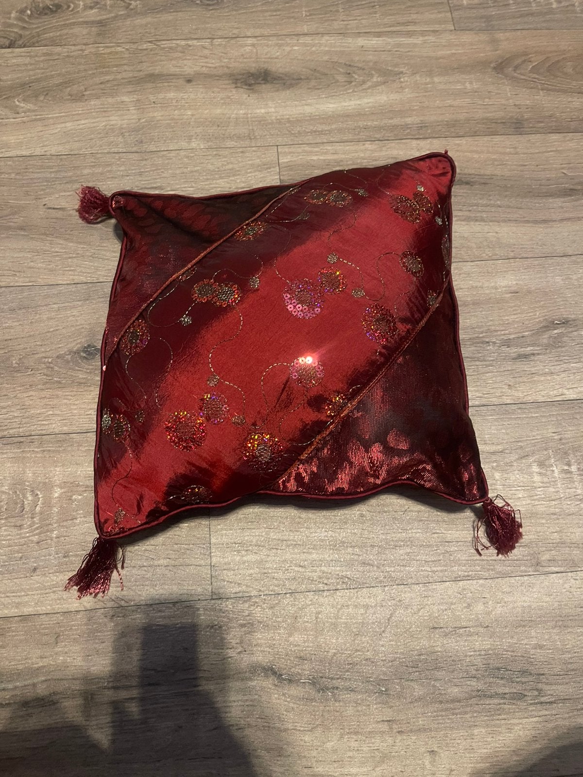 Vintage Sierkussen Wijnrood 37x37cm - Decoratief, Ophalen of Verzenden, Gebruikt, Rood, Vierkant