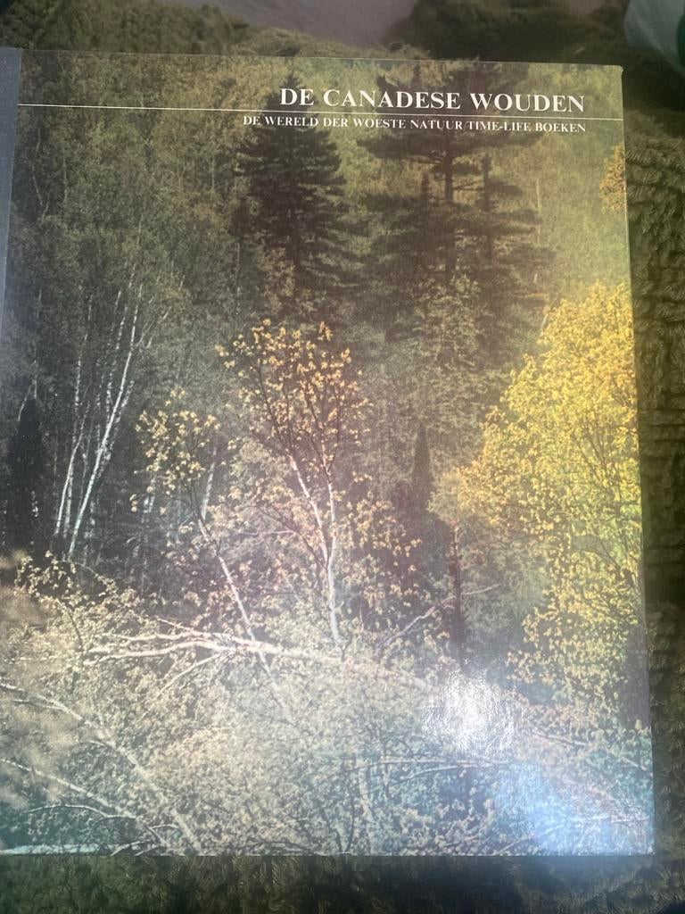 De Canadese Wouden - De Wereld der Woeste Natuur, Boeken, Ophalen of Verzenden, Gelezen, Natuur algemeen