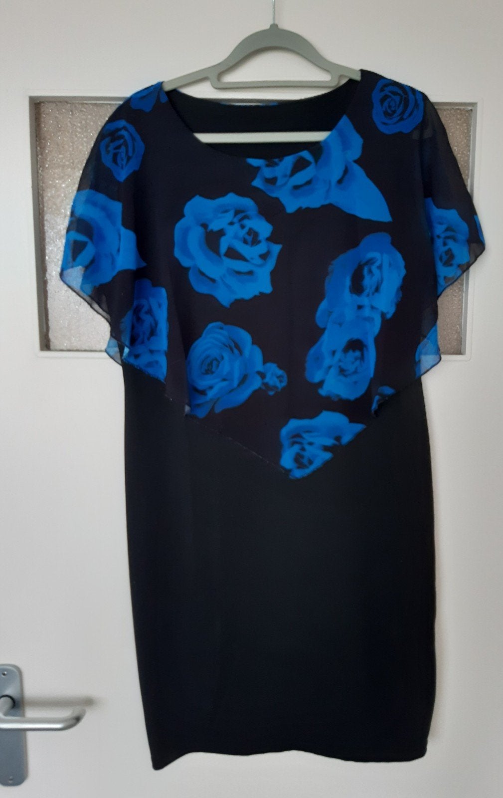 jurk met omslag, Kleding | Dames, Jurken, Meerkleurig, Maat 42/44 (L), Ophalen of Verzenden, Zo goed als nieuw