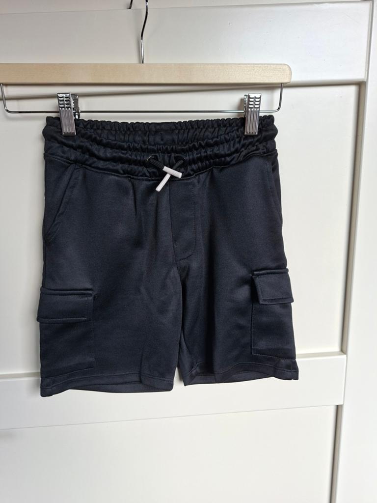 Messi korte broek  zwart maat 134/140, Ophalen of Verzenden, Messi, Jongen, Broek