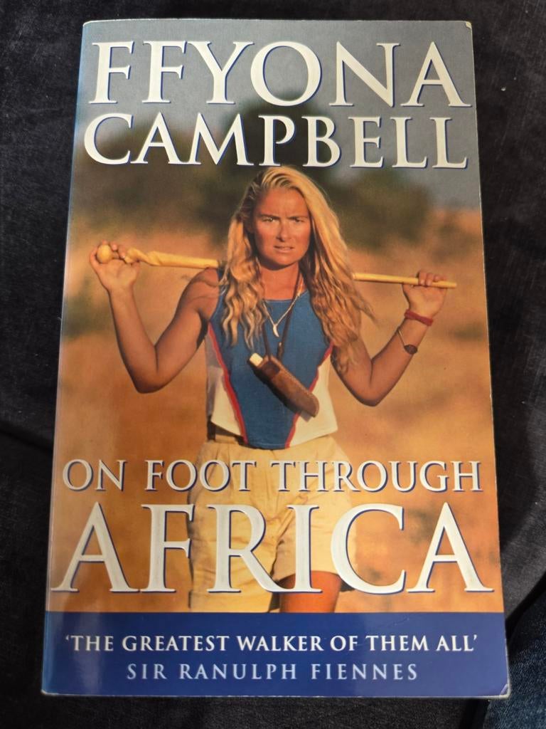 Boek  On foot through Africa, Ophalen of Verzenden, Zo goed als nieuw, Ffyona Campbell