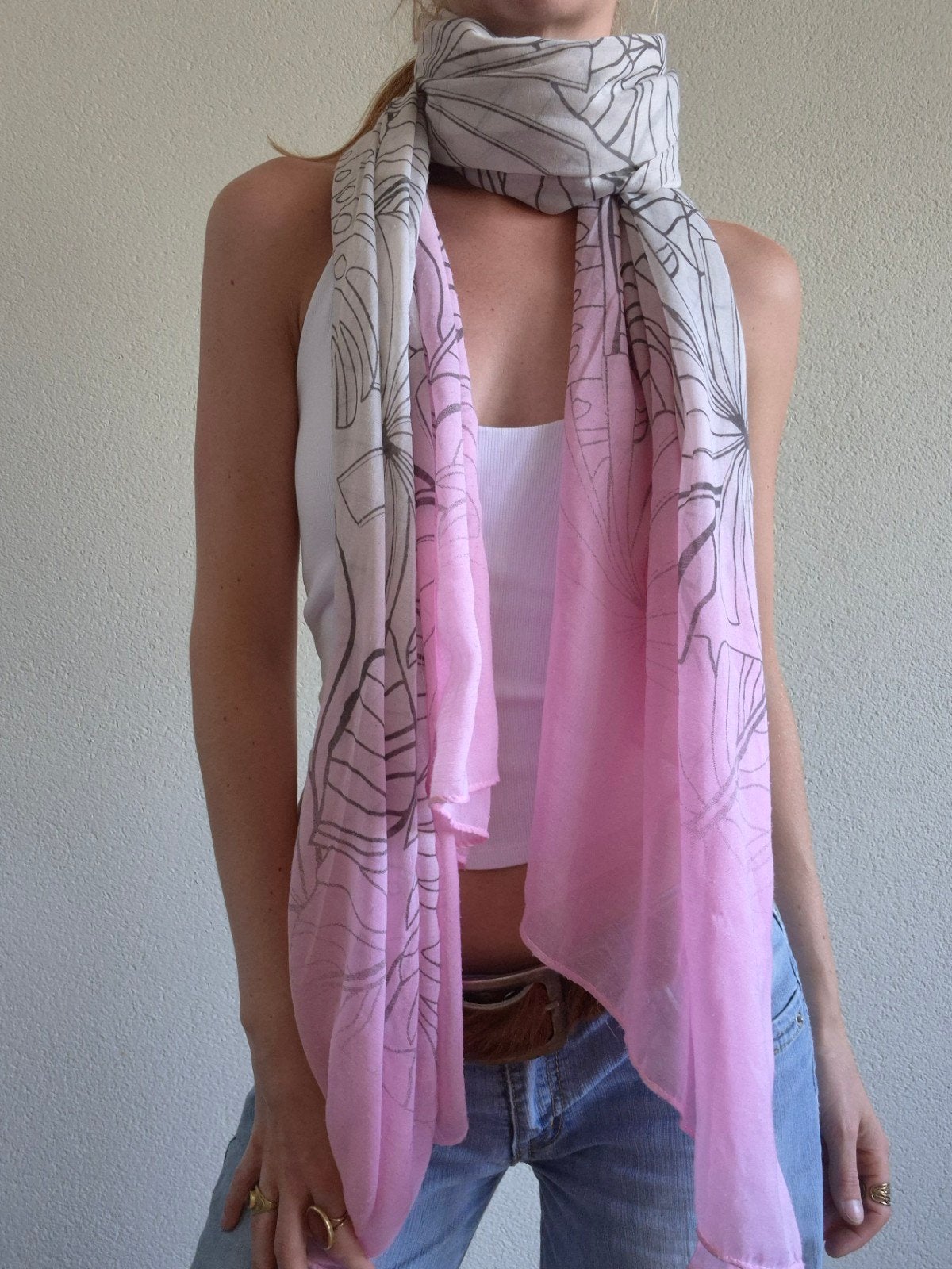 Roze sjaal met bloemenprint, Maat 38/40 (M), Zara, Ophalen of Verzenden, Zo goed als nieuw
