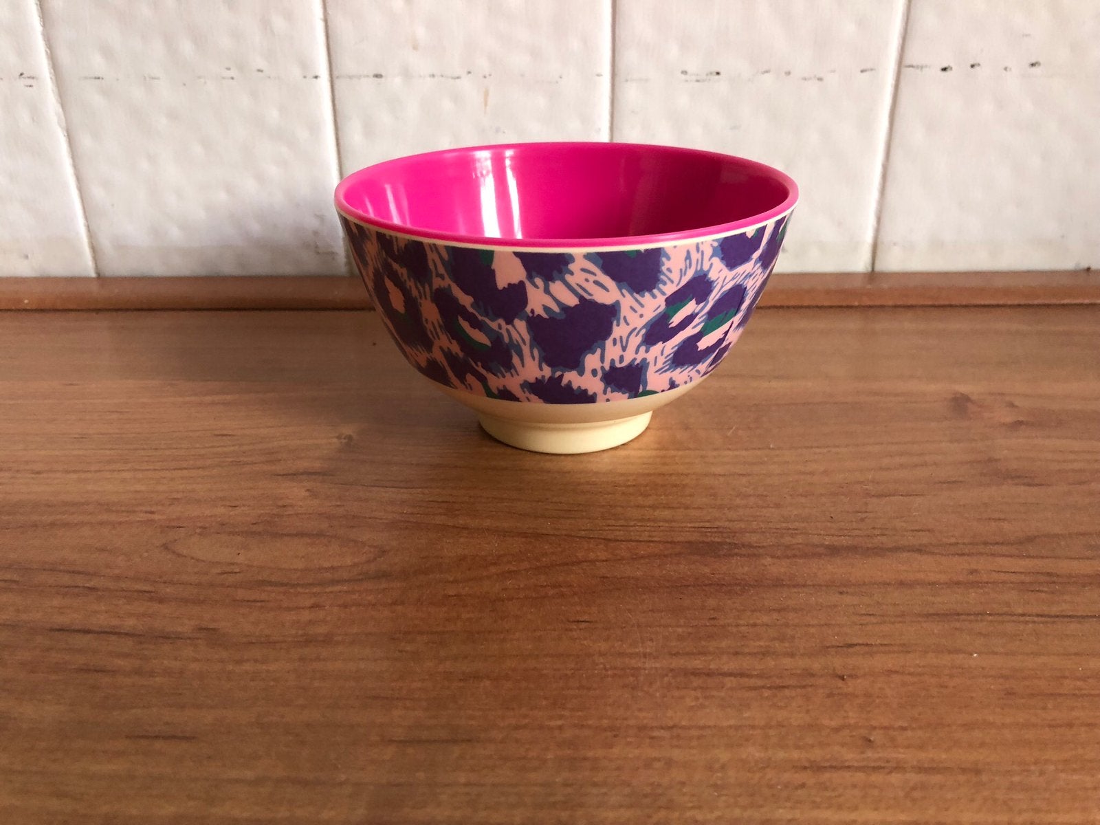 Rice kleine kom small bowl pink roze luipaard panter ZGAN, Kunststof, Overige merken, Ophalen of Verzenden, Zo goed als nieuw
