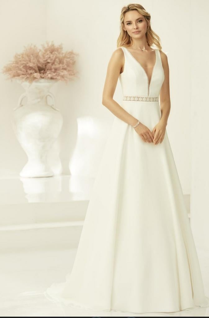 Mooie Bianco evento trouwjurk Azaria elegant, Ophalen of Verzenden, Nieuw, Wit, Trouwjurk