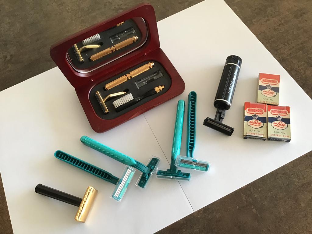 Scheermesjes vintage zie onder :, Ophalen of Verzenden, Nieuw, Overige typen