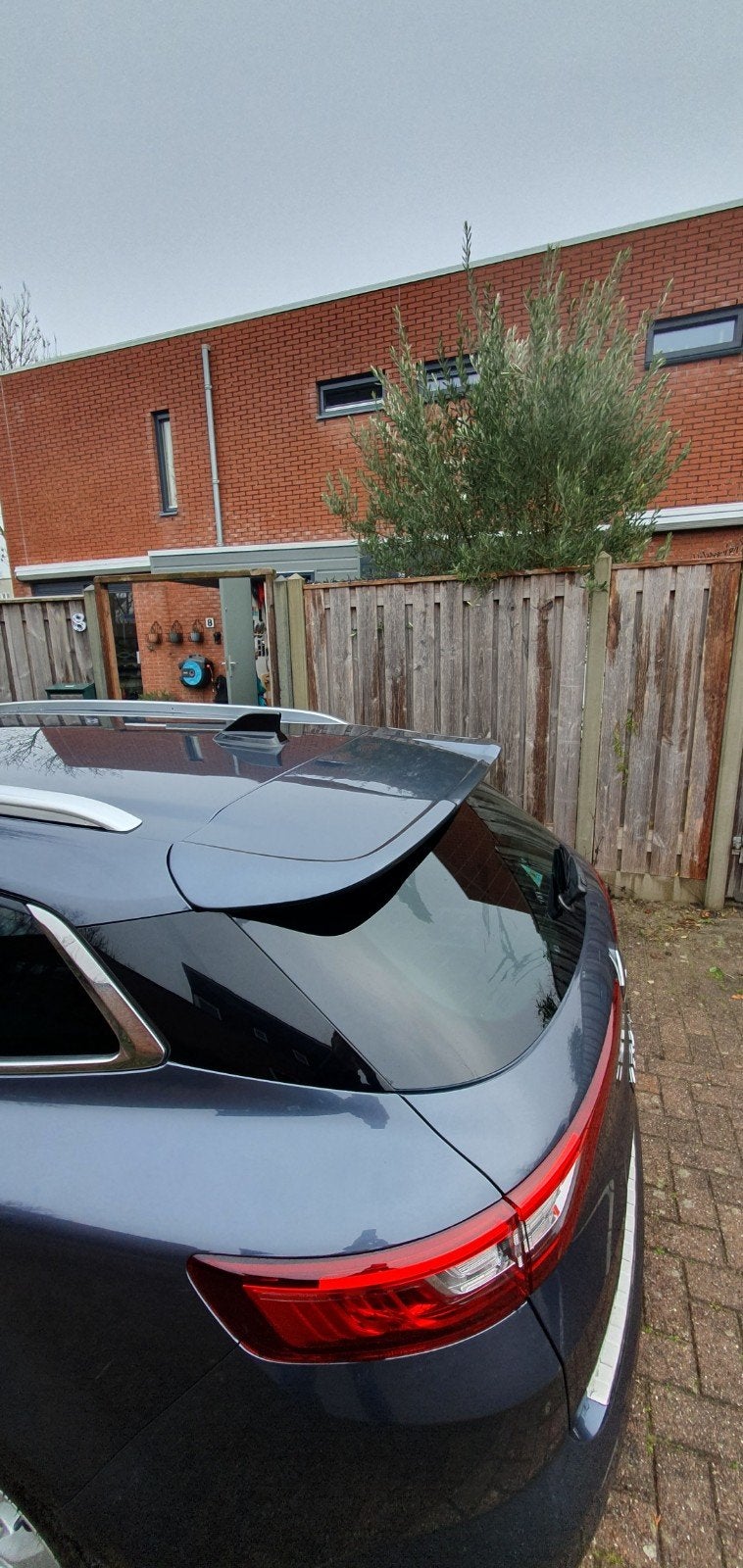 Renault megane IV estate spoiler (uniek), Ophalen