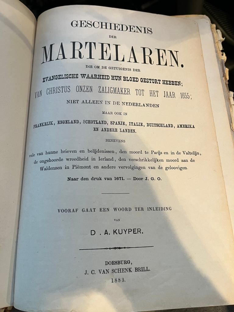 Antiek boek – Geschiedenis der Martelaren, Boeken, Ophalen of Verzenden, Gelezen