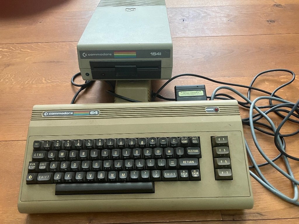 Commodore 64 met 1541 diskdrive en handleidingen, Computers en Software, Ophalen, Commodore 64