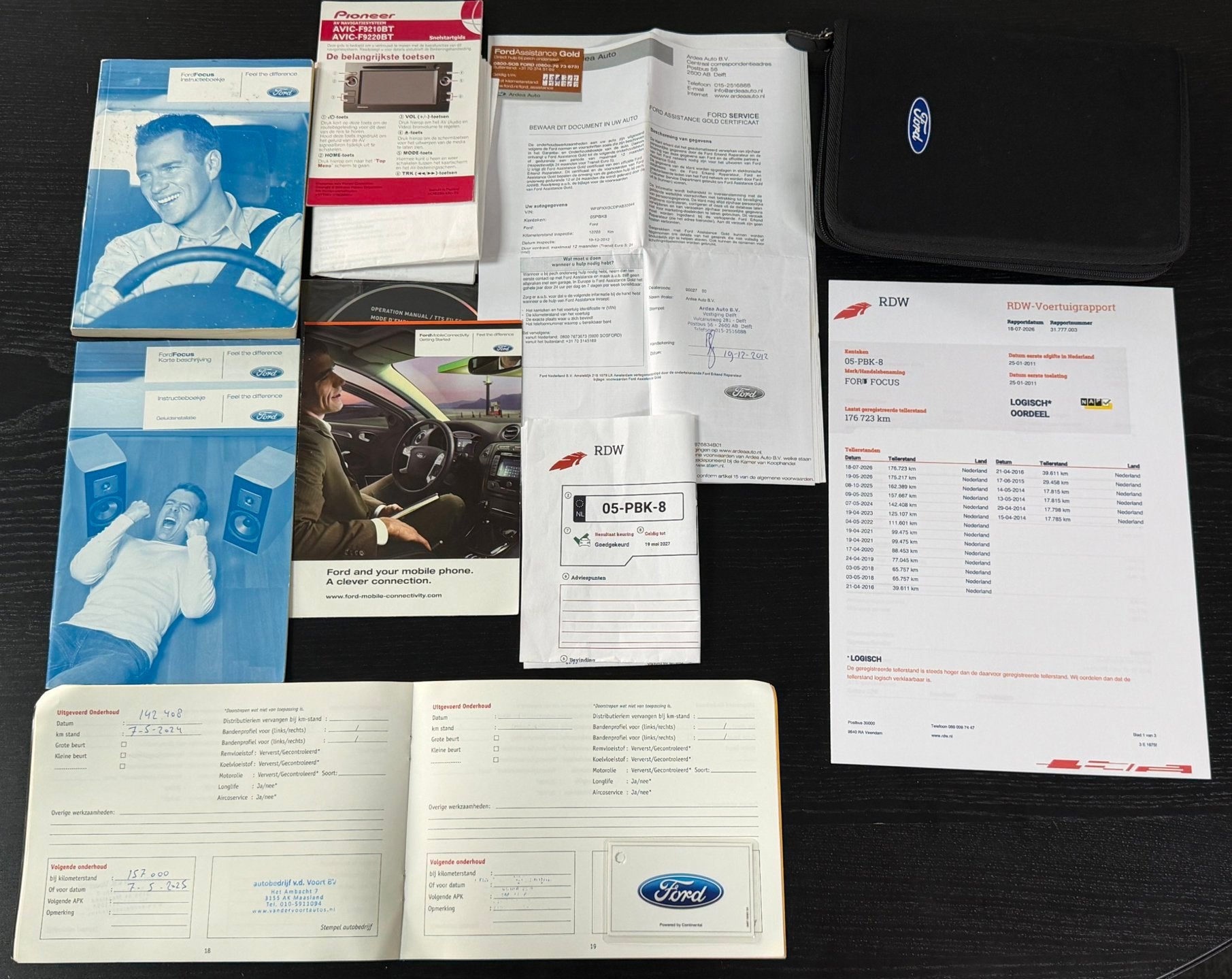 Ford Focus 1.6|NAP|AIRCO|CRUISE|NAVI|BTAU|2EIGENAAR|DISTRVV!, Gebruikt, Zwart, 4 cilinders, Blauw