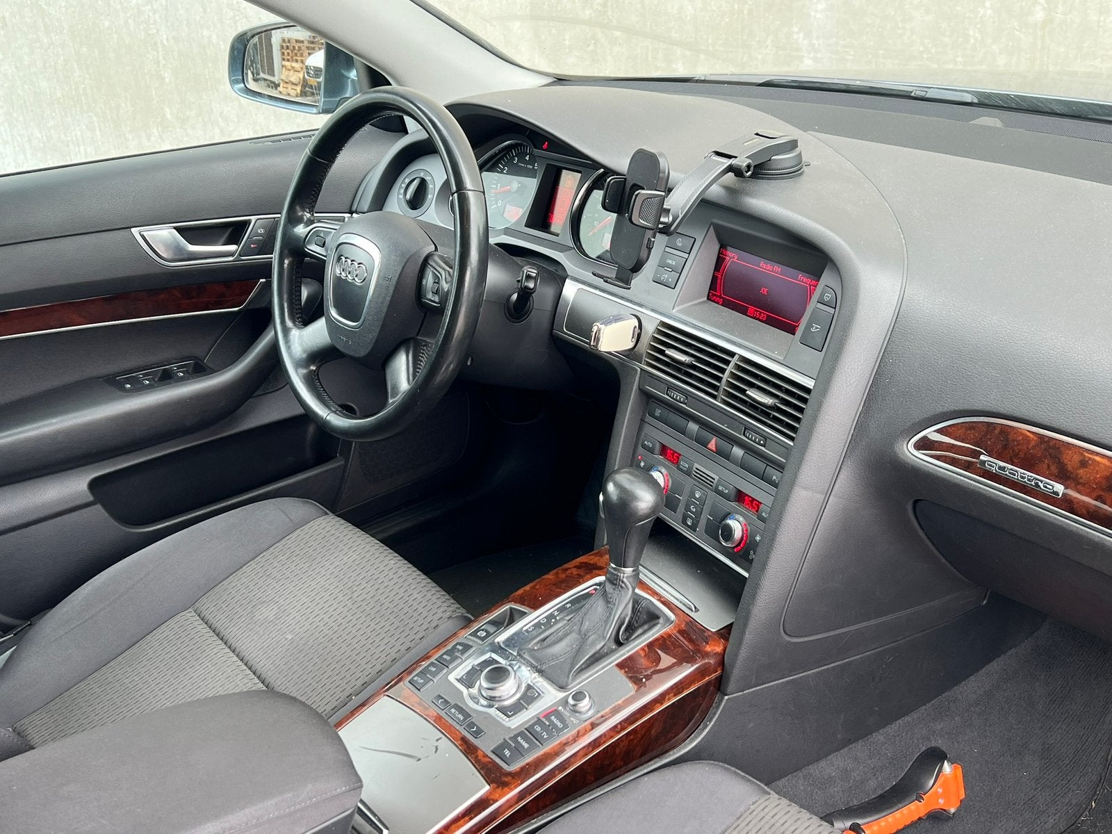 Goedrijdende Blauwe Audi A6 2.4 V6 Avant Automaat/NieuweAPK!, Auto's, Audi, Stof, 1800 kg, Blauw, Grijs