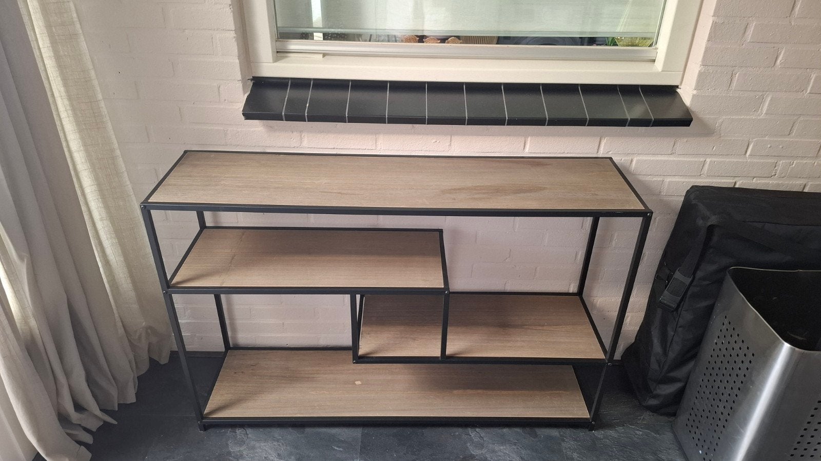 Dressoir/vakkenkast, Ophalen, 100 tot 150 cm, Zo goed als nieuw, Industrieel