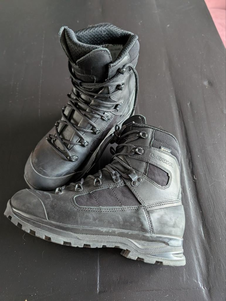Lowa Gore-Tex outdoor schoenen, Ophalen of Verzenden, Zo goed als nieuw, Schoenen