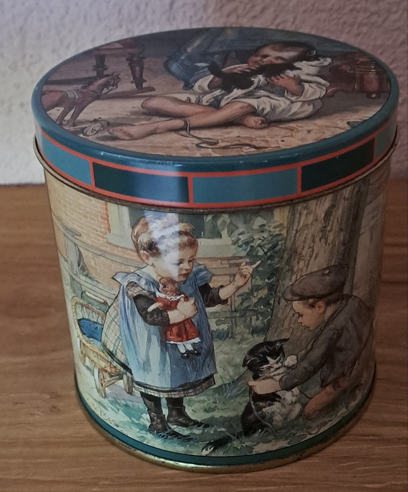 Ot & Sien.Vintage blikken trommel met kinderillustraties, Ophalen of Verzenden