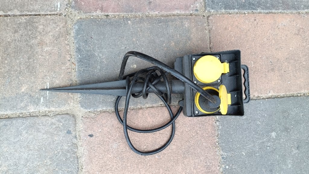 Tuincontactdoos, Ophalen of Verzenden, Zo goed als nieuw, Netvoeding, Minder dan 50 watt