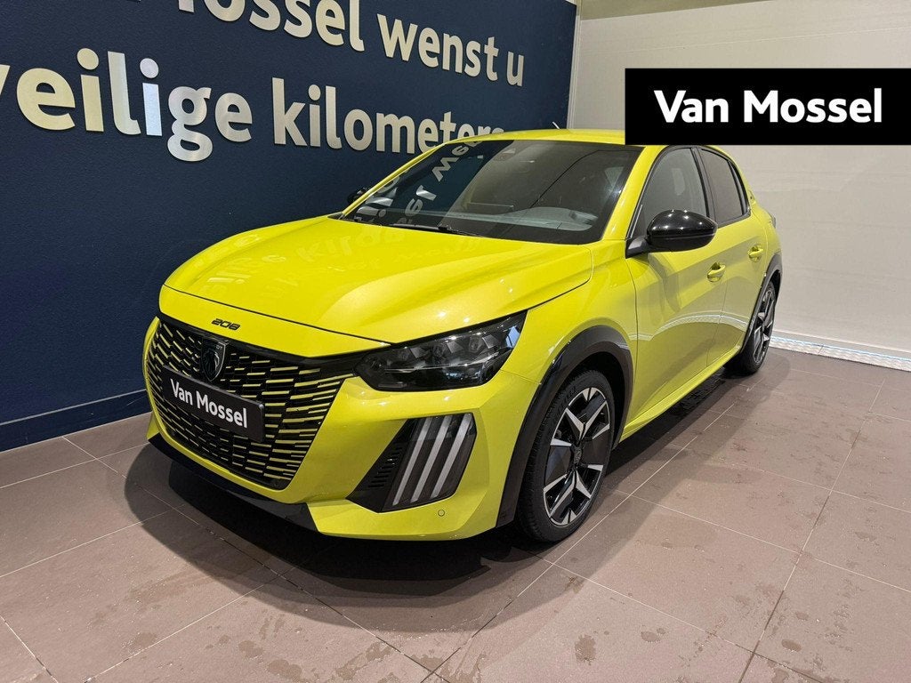 Peugeot 208 1.2 Hybrid 110 e-DCS6 GT | 3D-Cockpit | 360° Ca, Auto's, 12 maanden, 1195 kg, 1199 cc, Leder en Stof