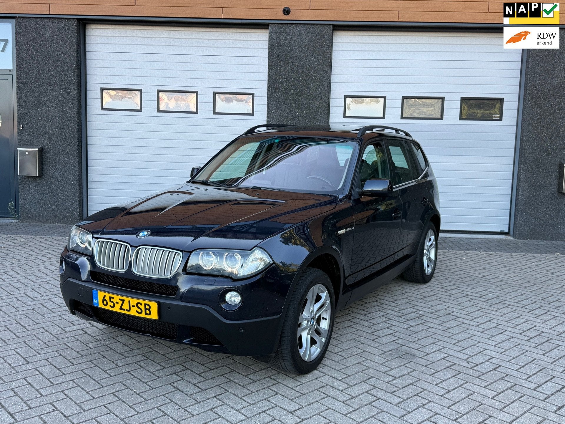 BMW X3 XDrive35d High Executive PANO/STOELVERWARMING/CRUISE/, Auto's, BMW, Gebruikt, 2993 cc, 2000 kg, Bedrijf