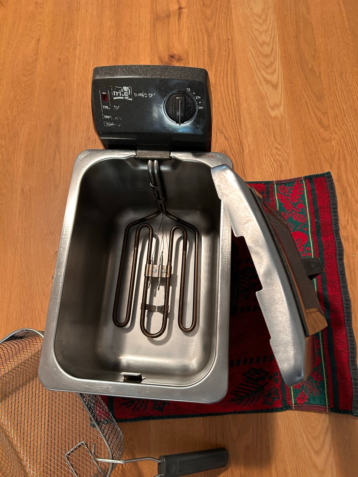 Fritel Turbo SF 4571 friteuse, 3 tot 4 liter, Verzenden, Gebruikt, Uitneembare binnenpan