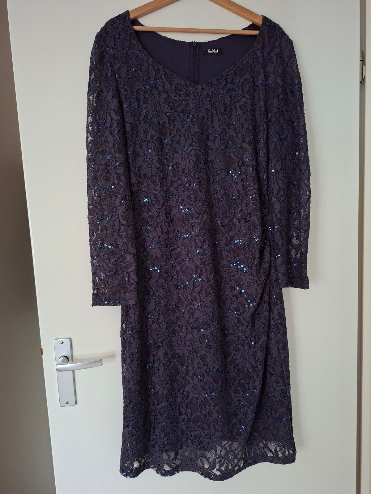 Vera Mont donkerblauwe kanten jurk met pailletten, Kleding | Dames, Ophalen, Blauw, Maat 46/48 (XL) of groter, Zo goed als nieuw
