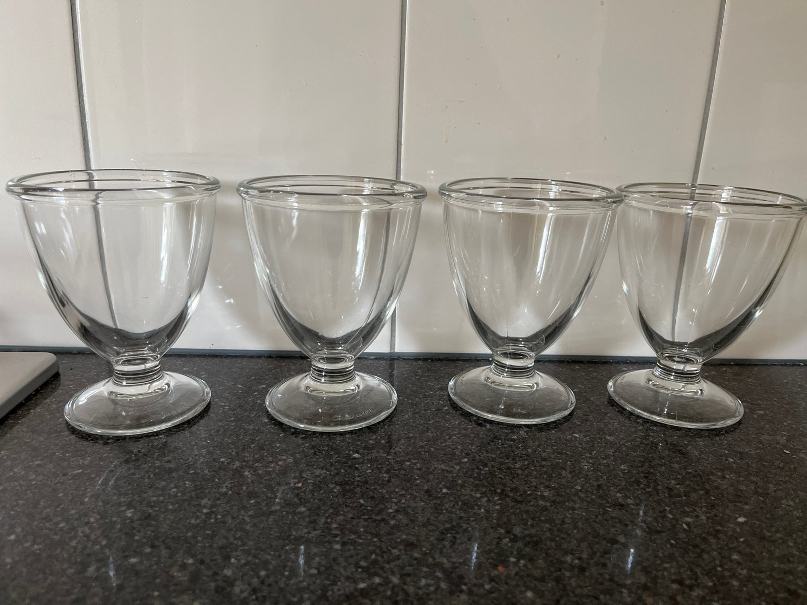 Set van 4 glazen dessert- of ijscoupes, Overige typen, Ophalen of Verzenden, Nieuw, Glas